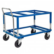 Højdejusterbar pallevogn, H: 655-830 mm. Udstyret med ekstra tilbehør i form af hpndtag.