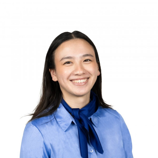 Jennifer Weijing Chen